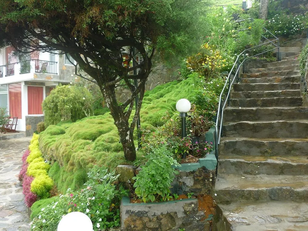 Hatton Summer House Apartment